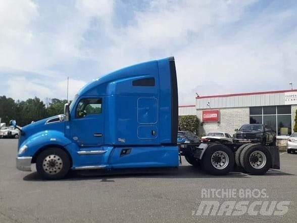 Kenworth T680 Τράκτορες