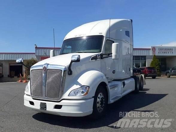 Kenworth T680 Τράκτορες