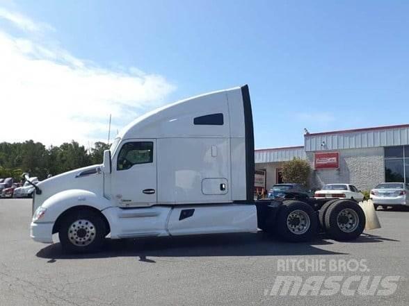 Kenworth T680 Τράκτορες