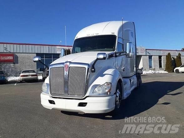 Kenworth T680 Τράκτορες