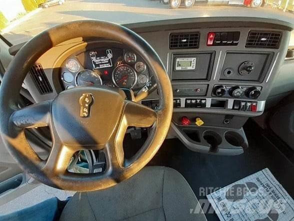 Kenworth T680 Τράκτορες