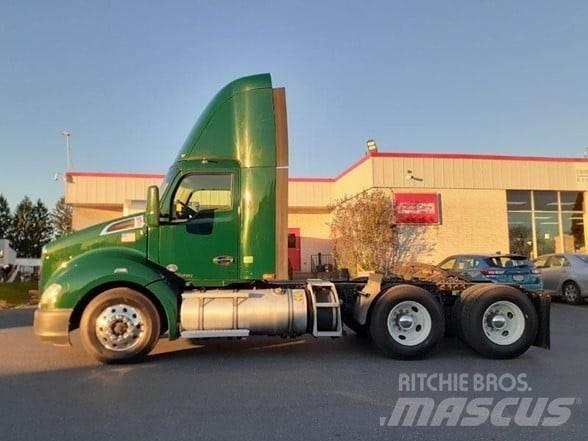Kenworth T680 Τράκτορες
