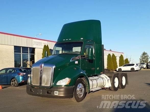 Kenworth T680 Τράκτορες