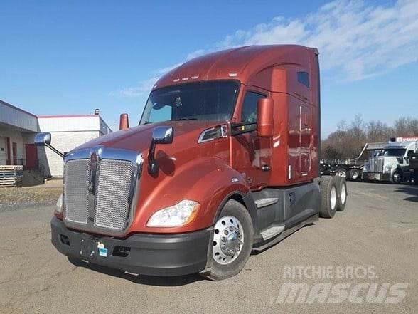 Kenworth T680 Τράκτορες
