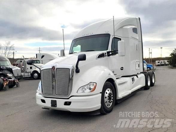 Kenworth T680 Τράκτορες