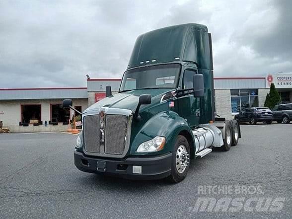 Kenworth T680 Τράκτορες