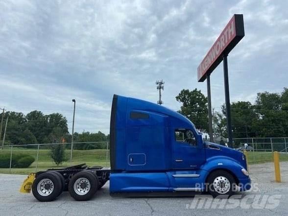 Kenworth T680 Τράκτορες