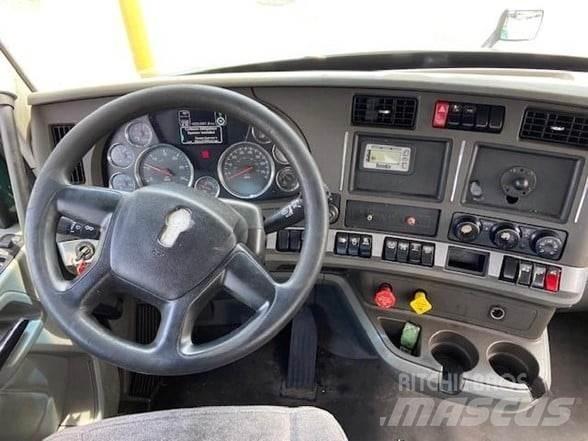 Kenworth T680 Τράκτορες