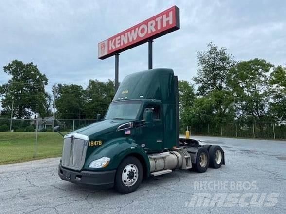 Kenworth T680 Τράκτορες