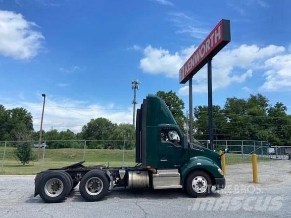 Kenworth T680 Τράκτορες