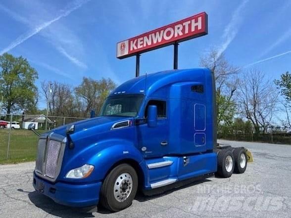 Kenworth T680 Τράκτορες