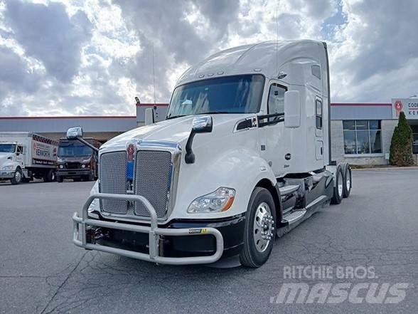 Kenworth T680 Τράκτορες