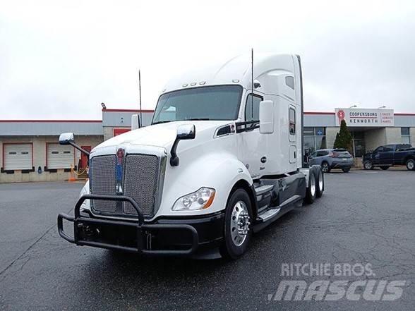 Kenworth T680 Τράκτορες