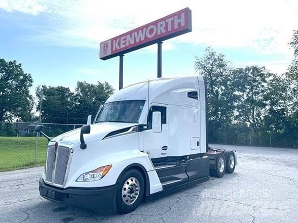 Kenworth T680 Τράκτορες