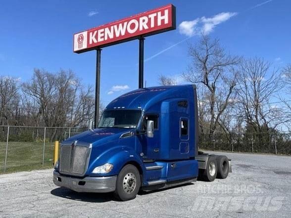 Kenworth T680 Τράκτορες
