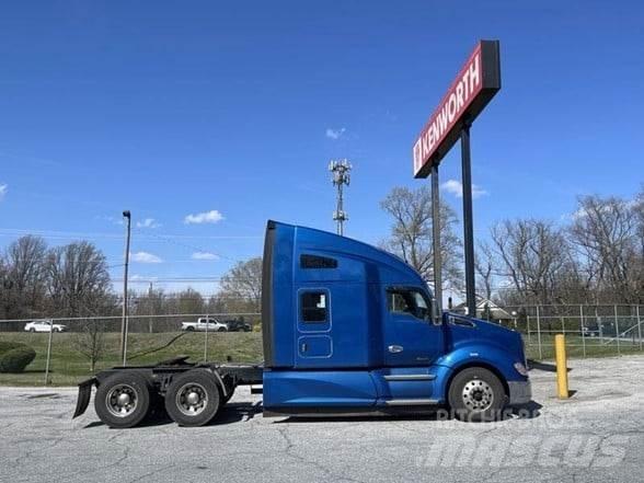 Kenworth T680 Τράκτορες