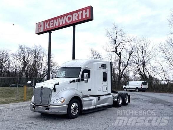 Kenworth T680 Τράκτορες
