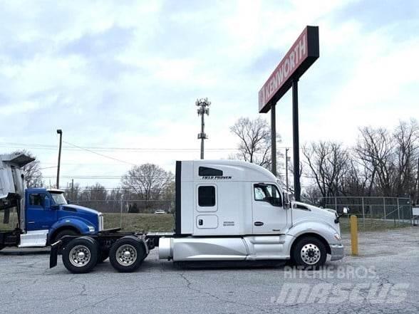 Kenworth T680 Τράκτορες