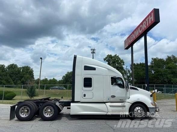 Kenworth T680 Τράκτορες