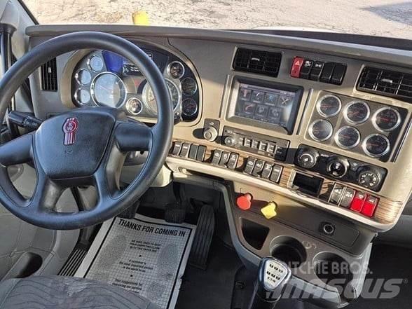 Kenworth T680 Τράκτορες