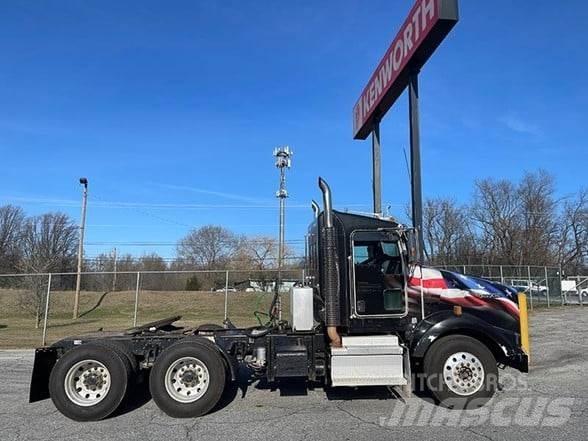 Kenworth T800 Τράκτορες