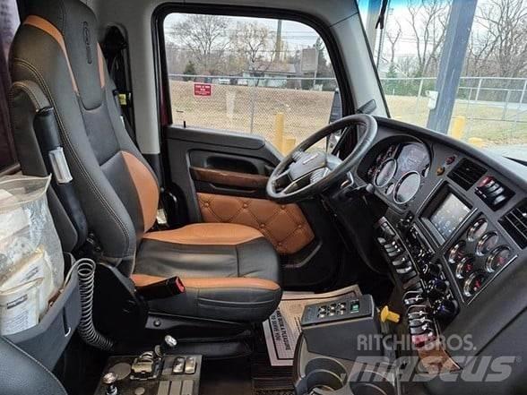 Kenworth T880 Φορτηγά Ανατροπή