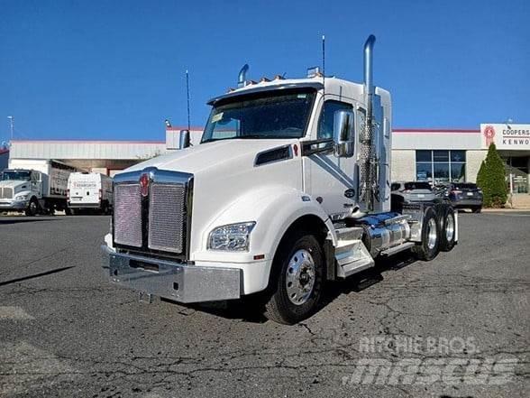 Kenworth T880 Τράκτορες