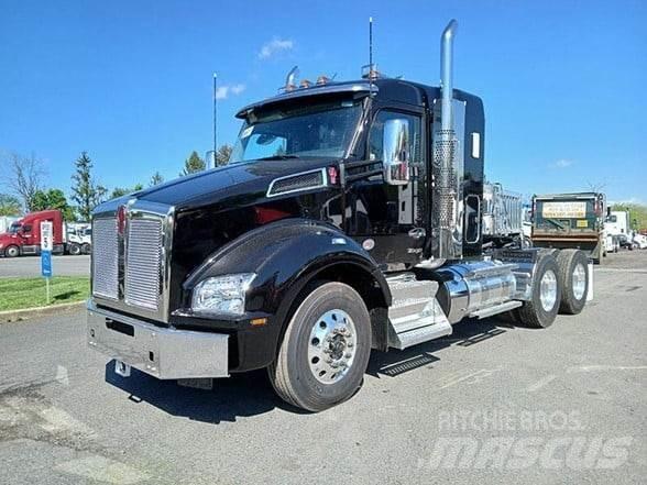 Kenworth T880 Τράκτορες