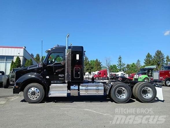 Kenworth T880 Τράκτορες