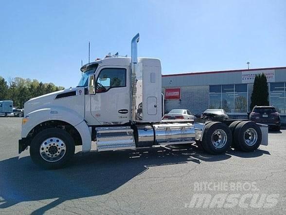 Kenworth T880 Τράκτορες