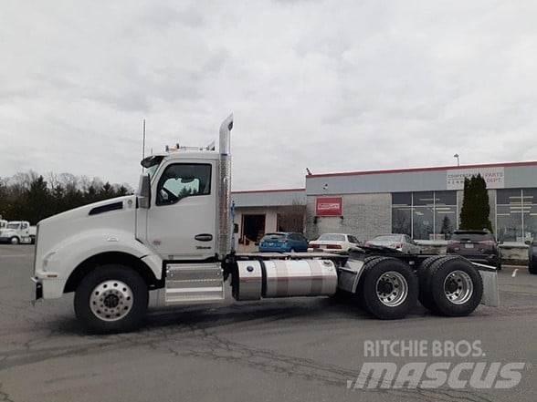 Kenworth T880 Τράκτορες