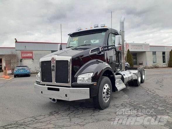 Kenworth T880 Τράκτορες