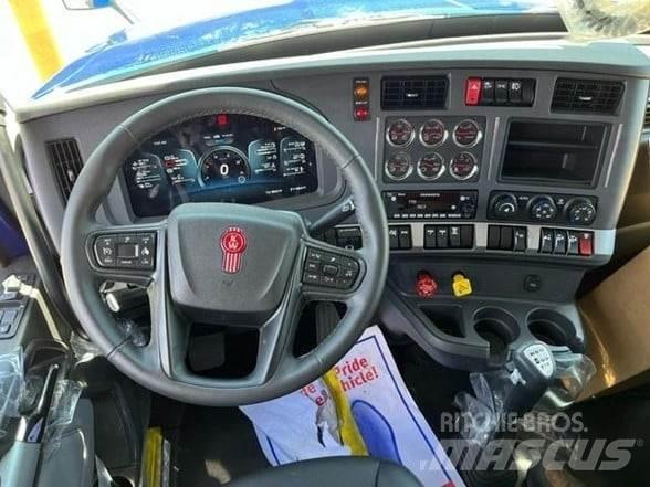 Kenworth T880 Φορτηγά Ανατροπή