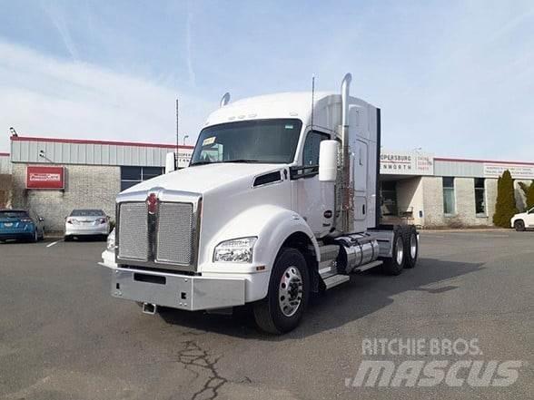 Kenworth T880 Τράκτορες