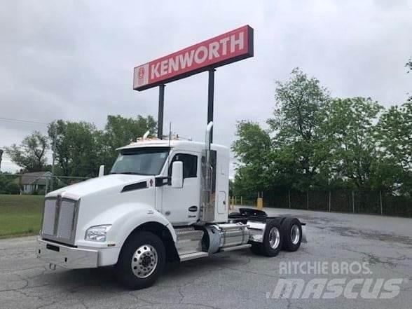 Kenworth T880 Τράκτορες
