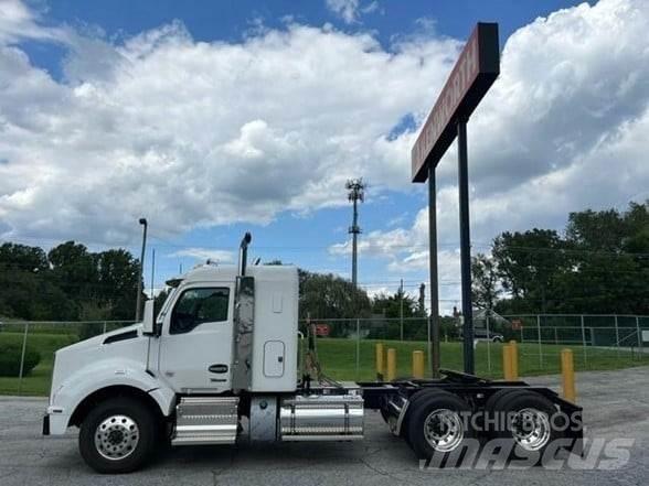 Kenworth T880 Τράκτορες