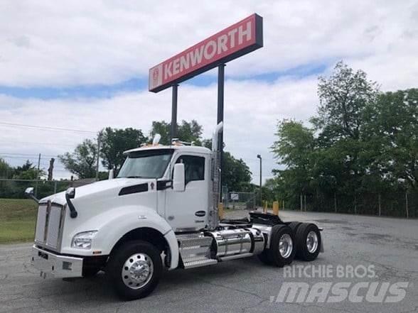 Kenworth T880 Τράκτορες