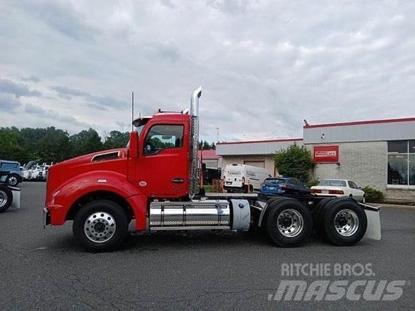 Kenworth T880 Τράκτορες