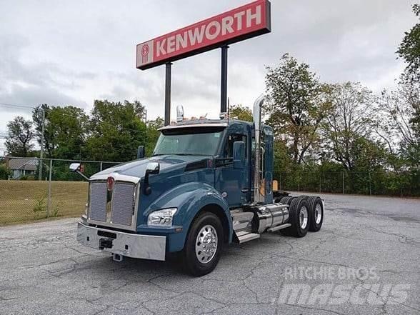 Kenworth T880 Τράκτορες