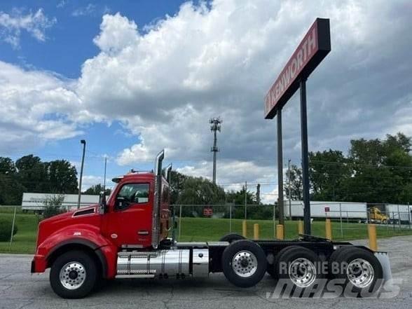 Kenworth T880 Τράκτορες