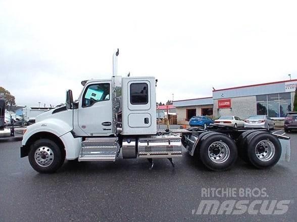 Kenworth T880 Τράκτορες