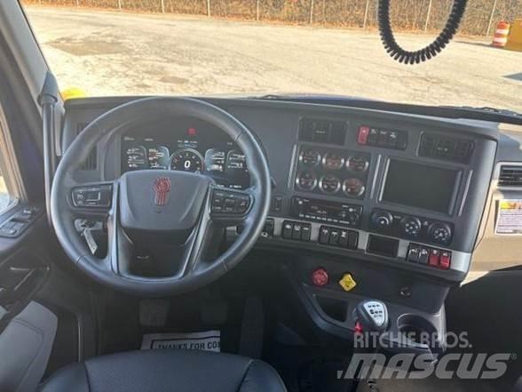 Kenworth T880 Τράκτορες