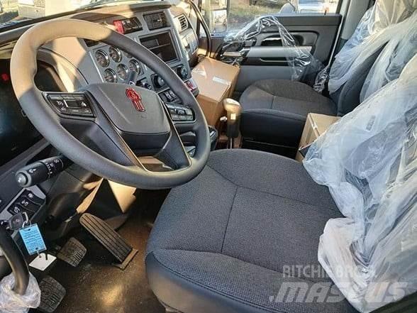 Kenworth T880 Τράκτορες