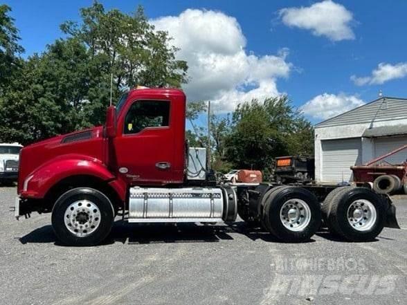 Kenworth T880 Τράκτορες