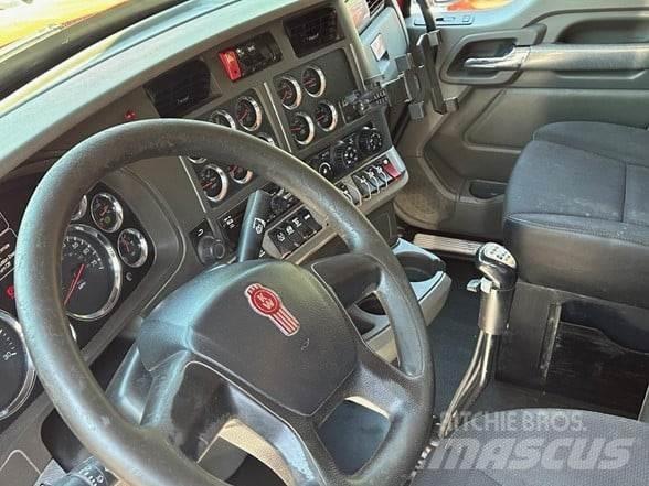 Kenworth T880 Φορτηγά Ανατροπή