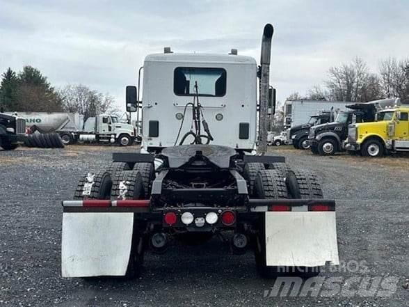 Kenworth T880 Τράκτορες