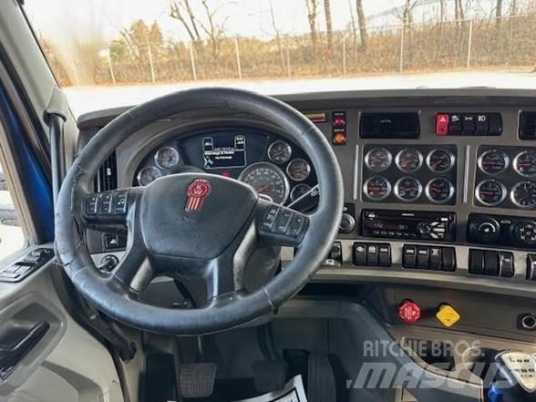 Kenworth T880 Φορτηγά Ανατροπή