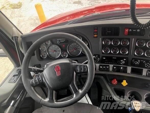 Kenworth T880 Φορτηγά Ανατροπή