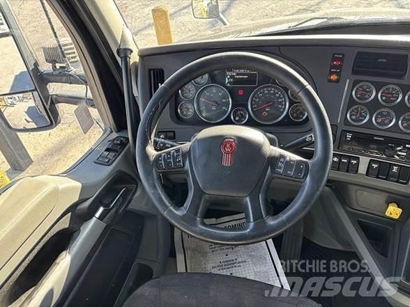 Kenworth T880 Φορτηγά Ανατροπή