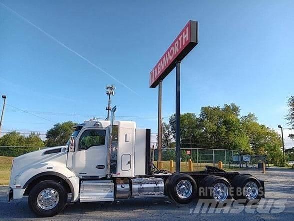 Kenworth T880 Τράκτορες
